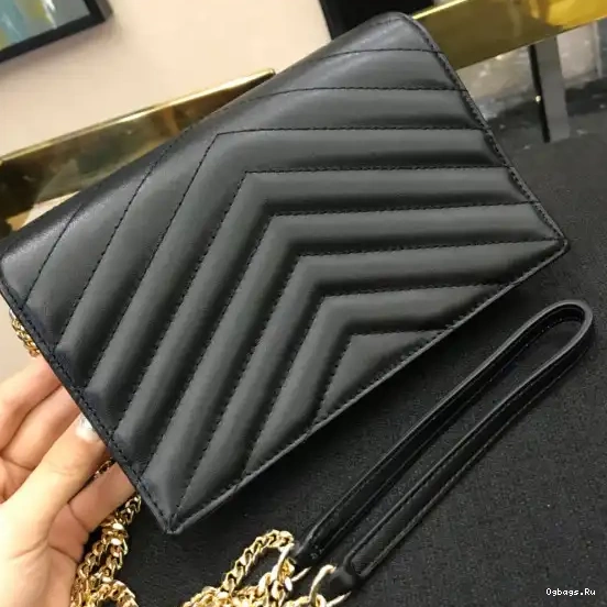 MATELASSÉ CHAIN WALLET CASSANDRE YSL 0629